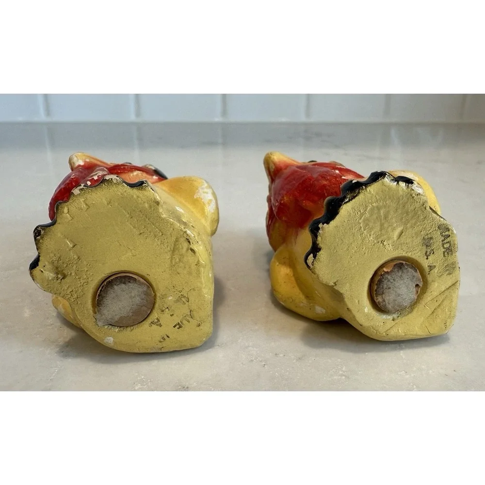 Vtg Penguins Yellow Birds Ear Muffs Scarves‎ Salt and Pepper Shakers Made In USA